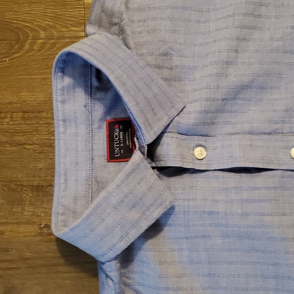 Untuckit Mens Short Sleeve Button Shirt Size XL - Picture 5 of 9